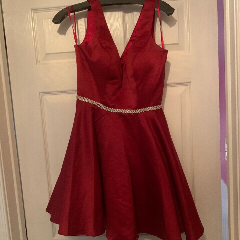 Dancing Queen Short Dress Syle 9504 sz small